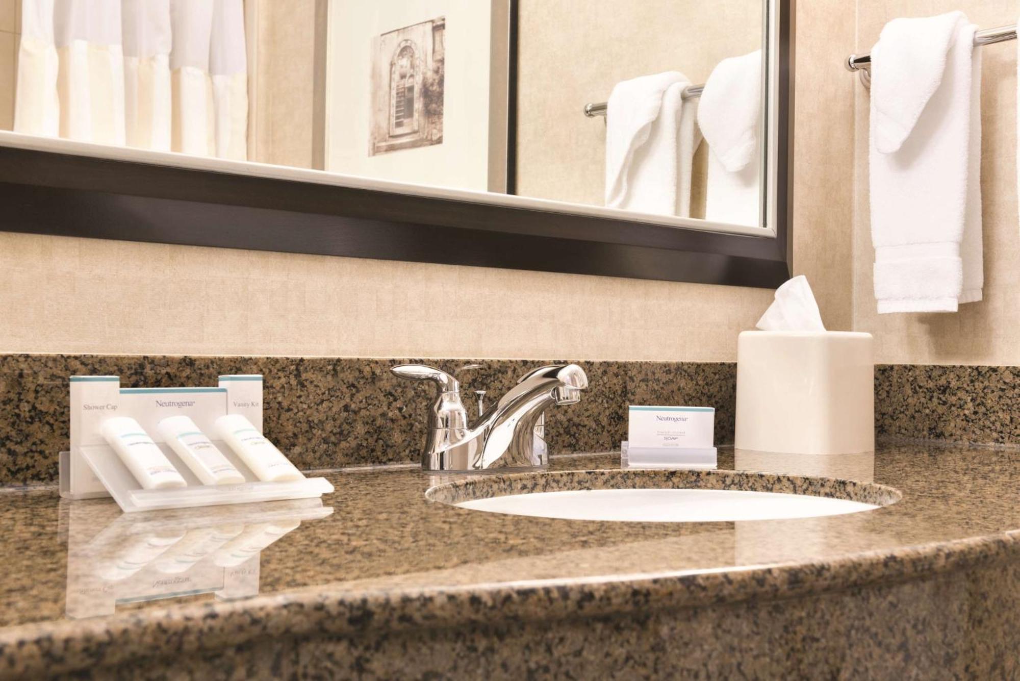 Hilton Garden Inn Φάργκο Εξωτερικό φωτογραφία